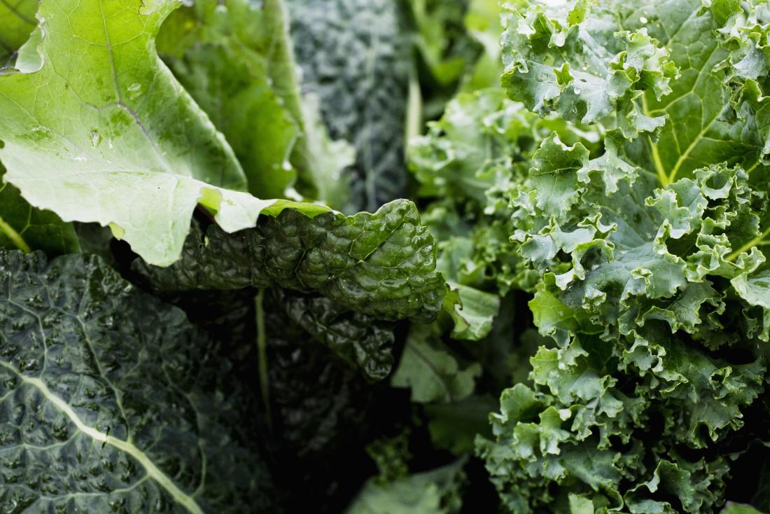 Leafy greens which contain vitamin K-2
