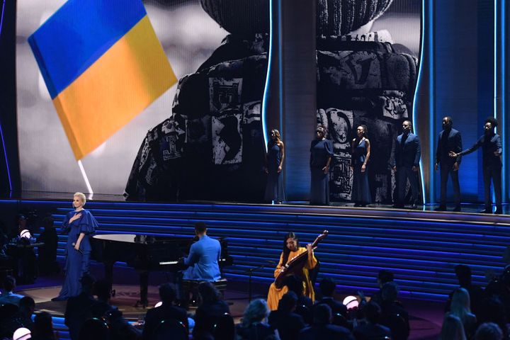 John Legend performing with Ukrainian singer Mika Newton