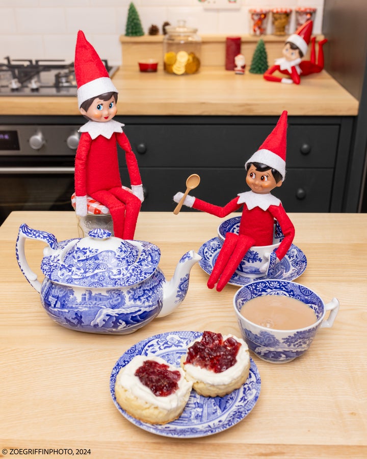 Elves having afternoon tea