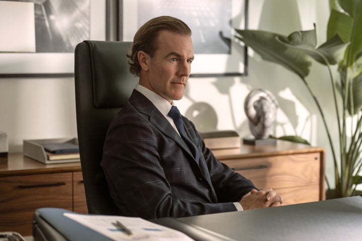 James Van Der Beek in Overcompensating