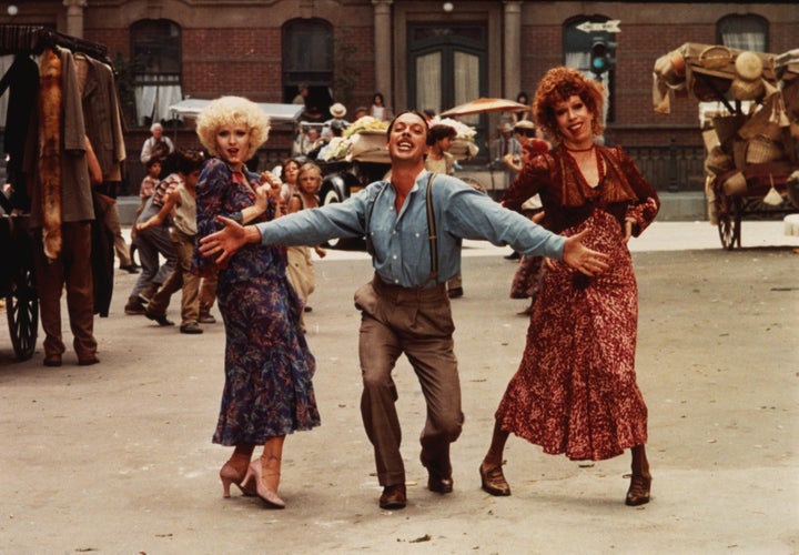 Tim Curry on the set of Annie with Bernadette Peters and Carol Burnett